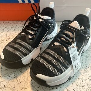 Adidas Trae Young Unlimited Basketball Shows New in Box US sz 8